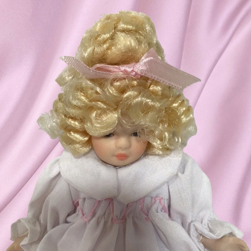 Delton‎ Genuine Bisque 7” Doll